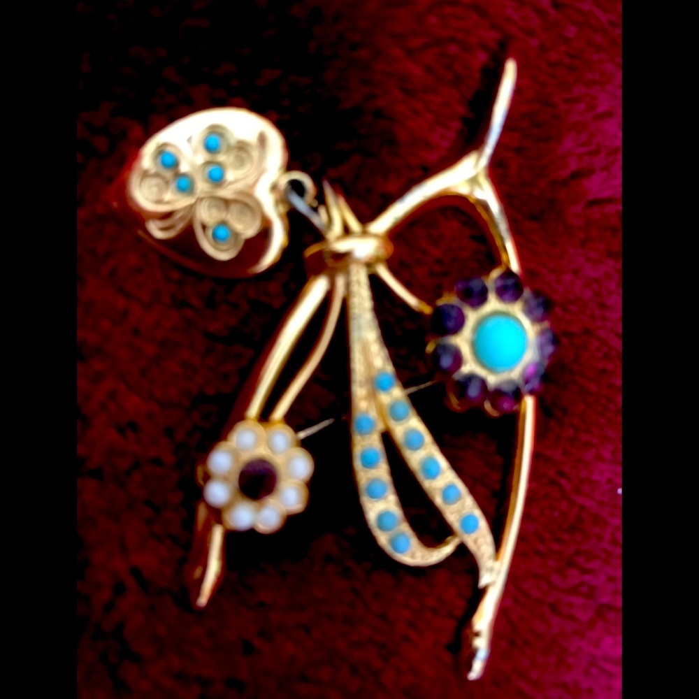 CORO sterling silver brooch